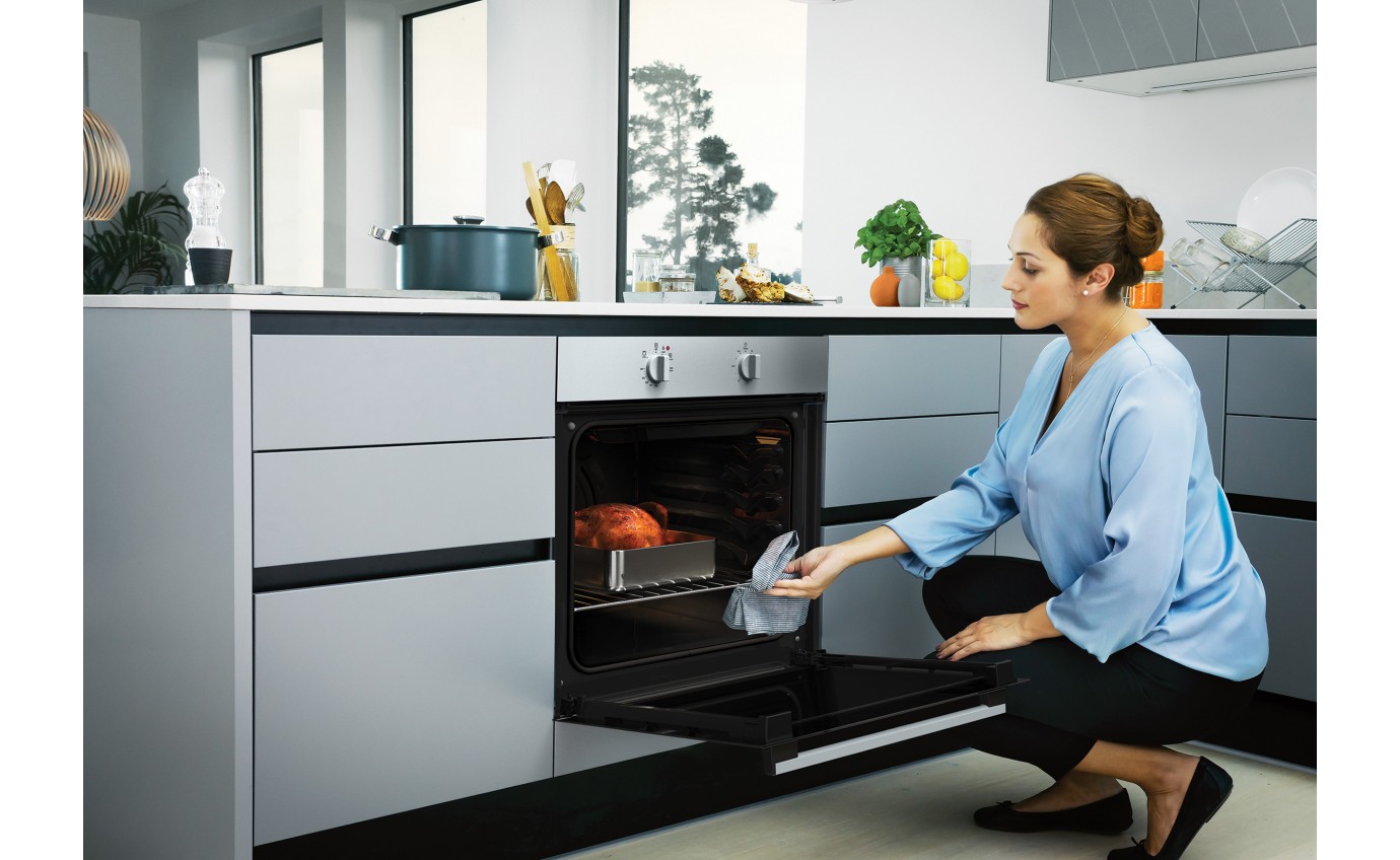 Chef 60cm Multifunction Oven CVE612SB
