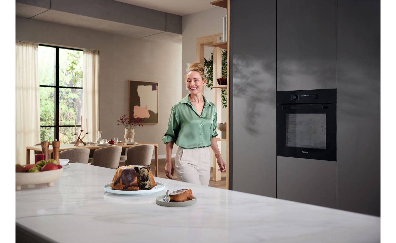 Miele 60cm Built-in Oven H2861BPOB