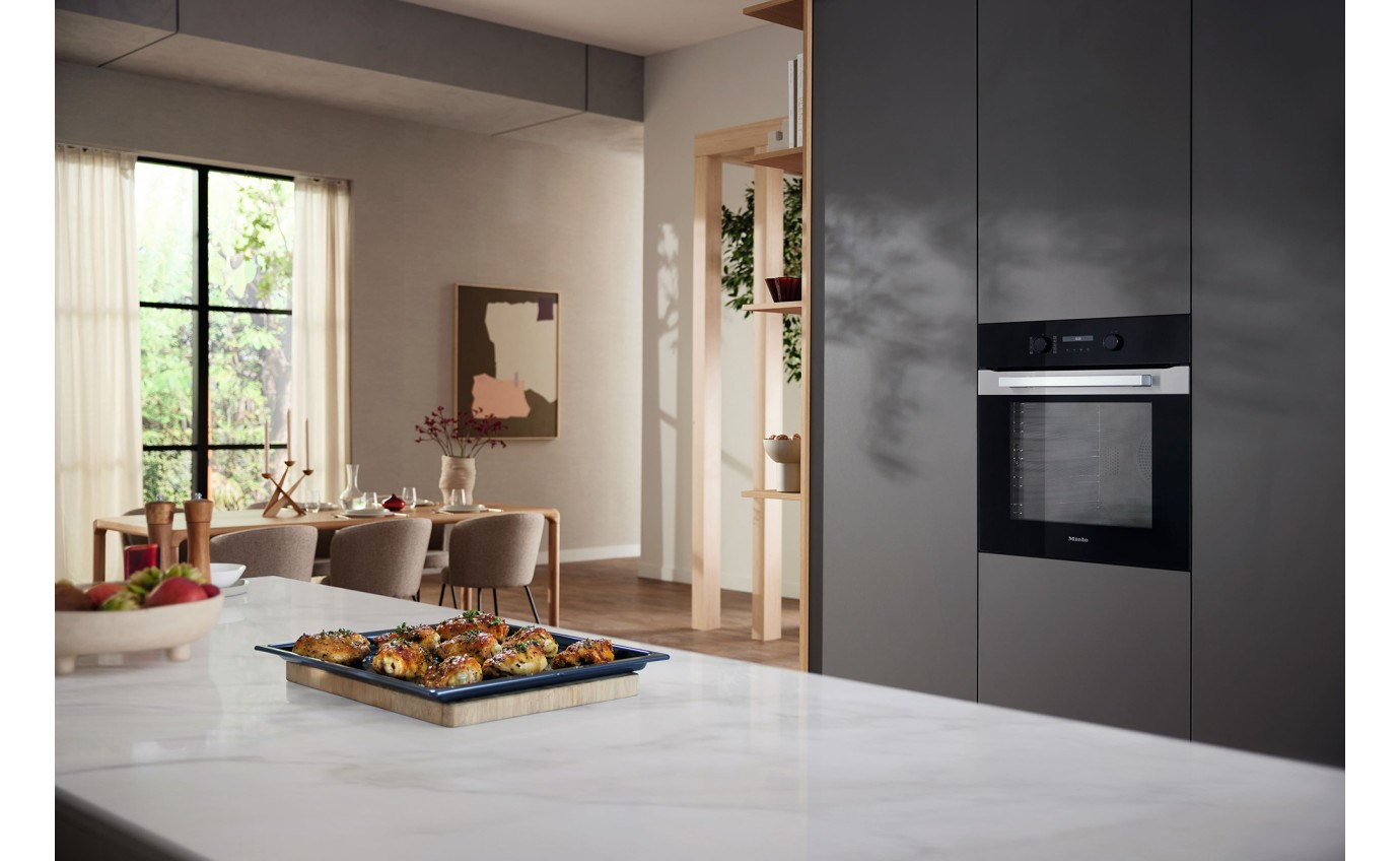 Miele 60cm Built-in Oven H2861BPCS