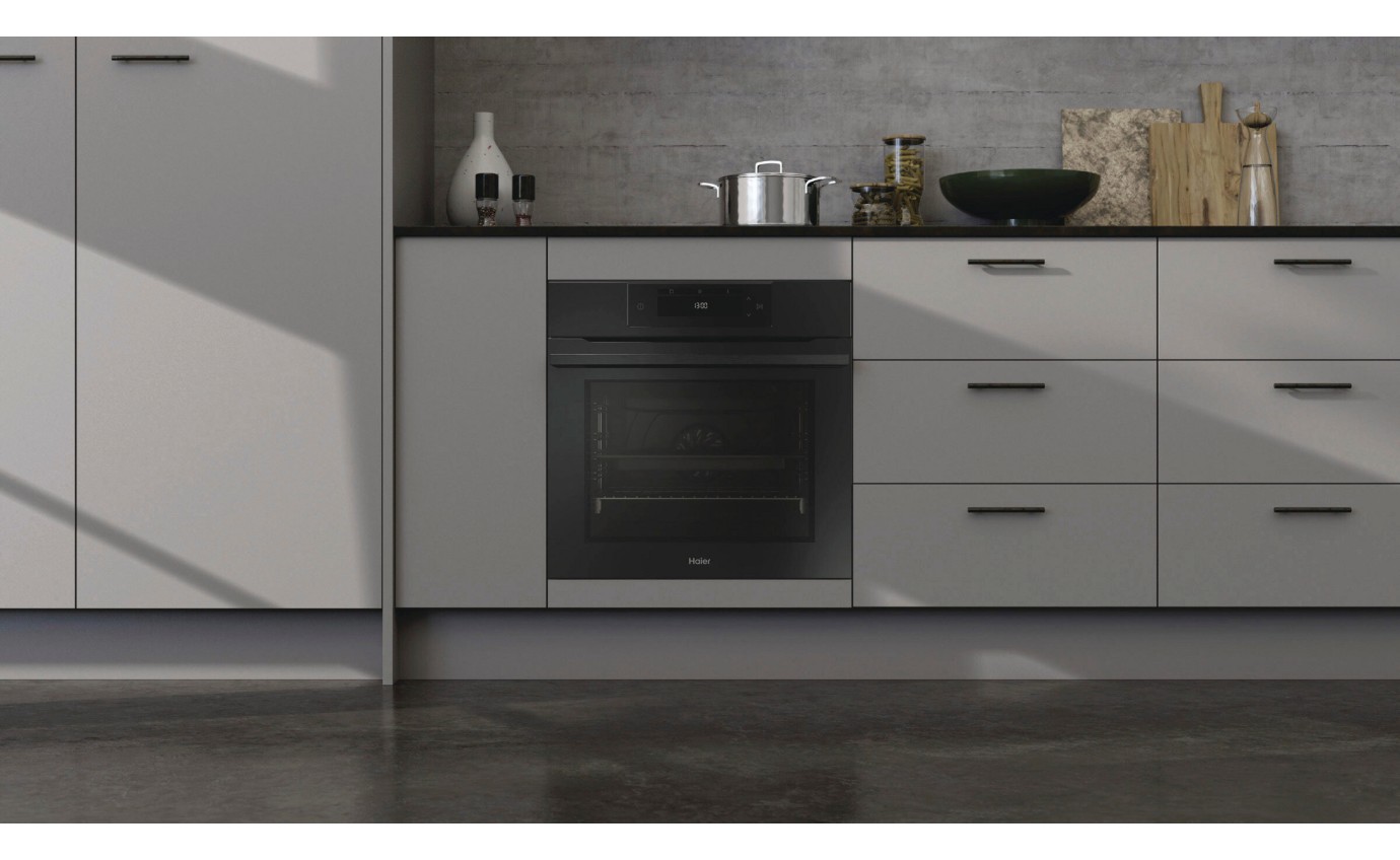 Haier 60cm 14 Function Self-Cleaning Oven HWO60S14EPB4