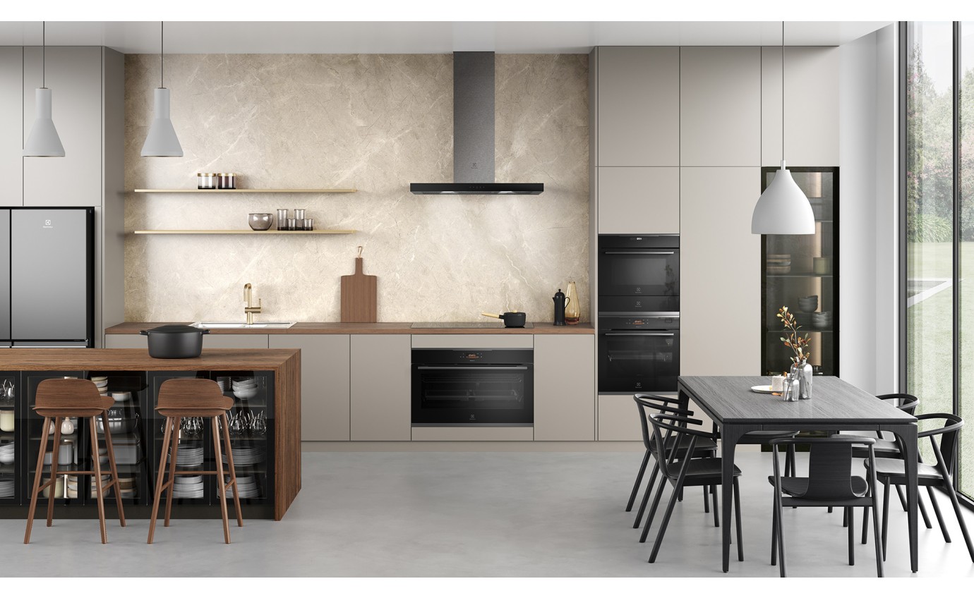 Electrolux 90cm Built-in Pyrolytic Oven [UltimateTaste 900] EVEP916DSE